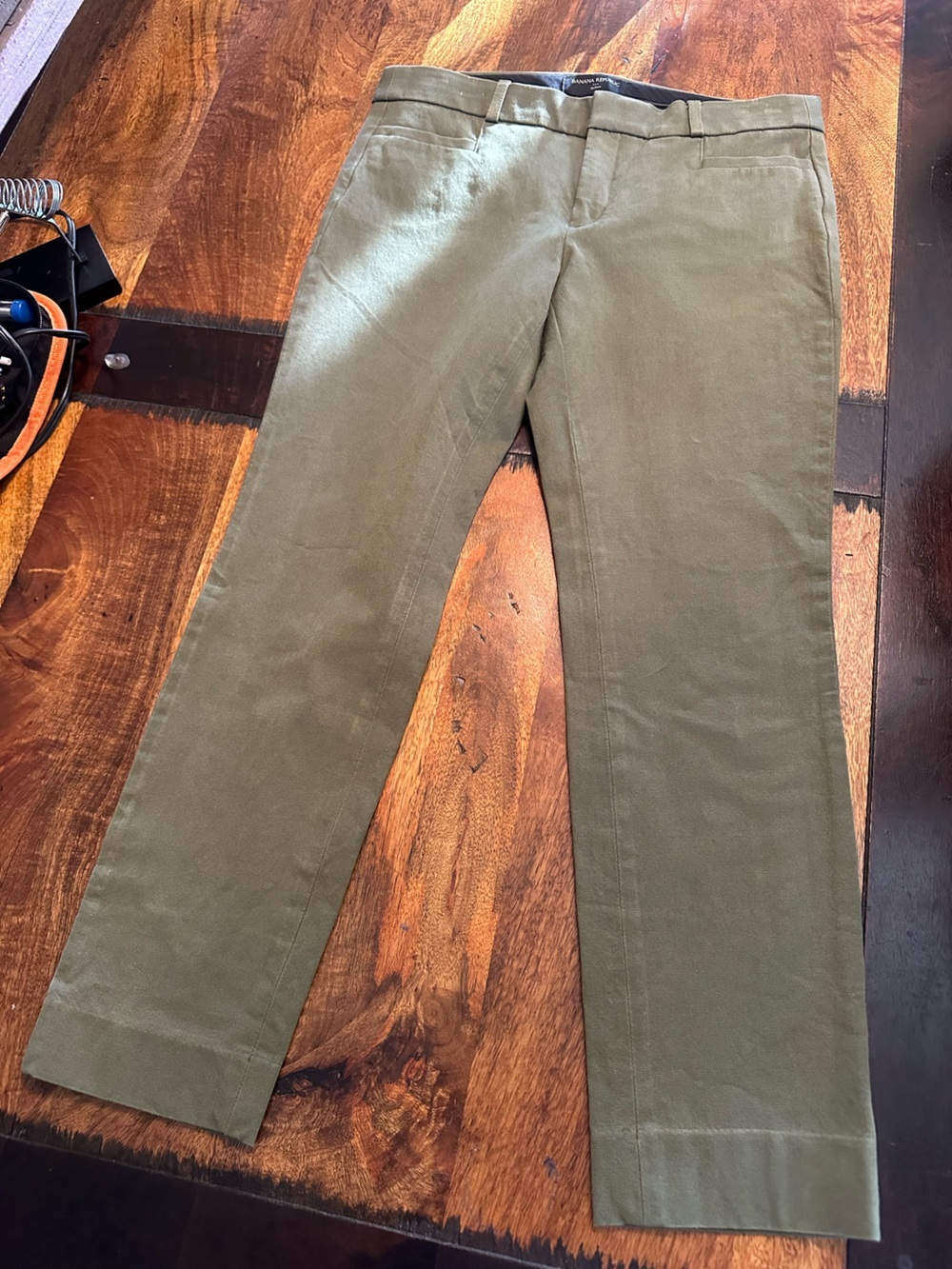 Banana Republic Sloan pants size 6 good condition